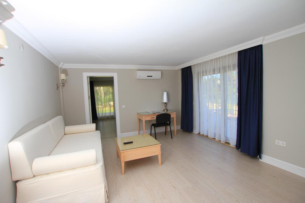 Palm Bay Beach Hotel Emecik Extérieur photo